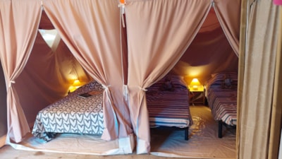 Canada tent
