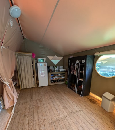 Canada tent
