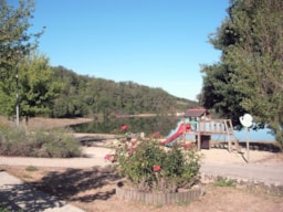 Camping LA ROMIGUIERE - image n°9 - Roulottes