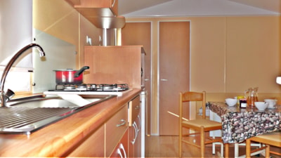 Mobilhome Privilège (with nice view to the lake)