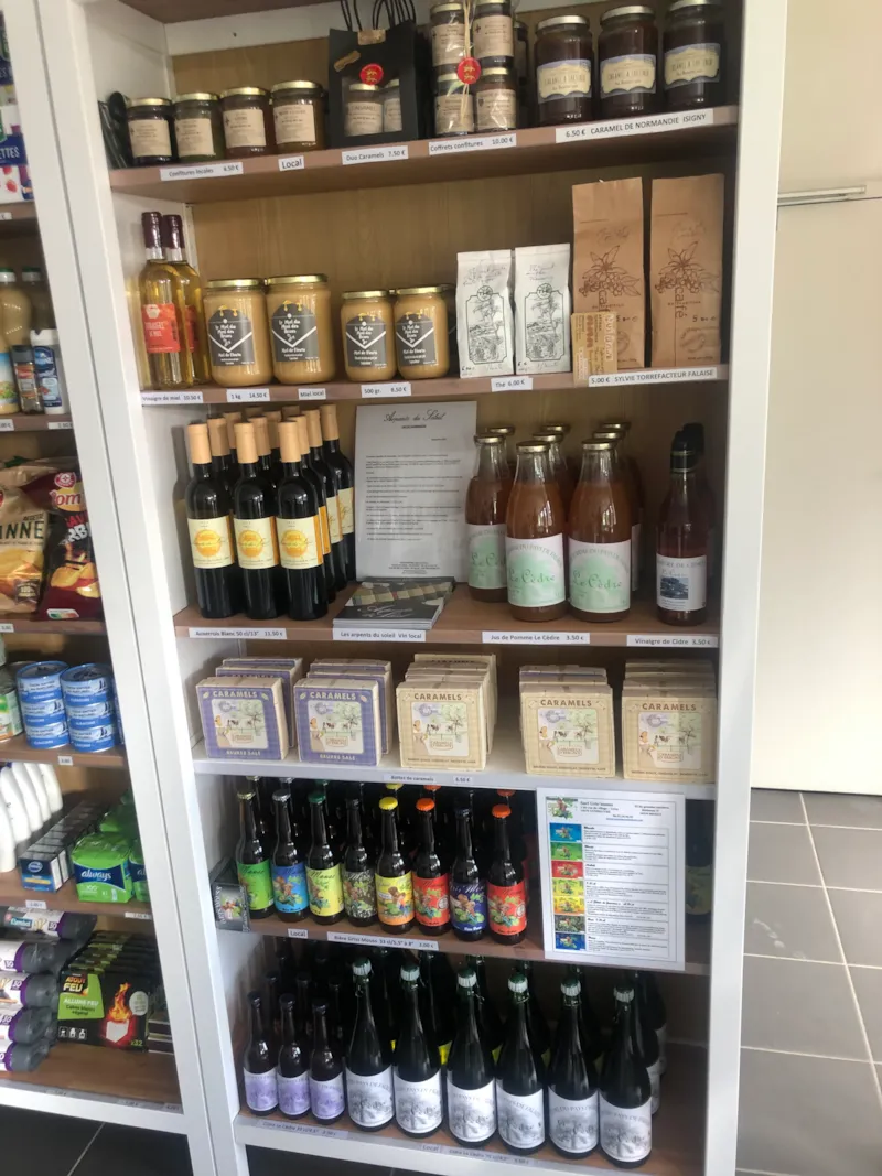 Accueil A Velo/ Randonneur(S)  1/6 Personne(S) + Emplacement + Électricité