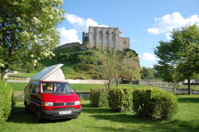 CAMPING SITE CAR CARAVAN + vehicle + electricity — 1