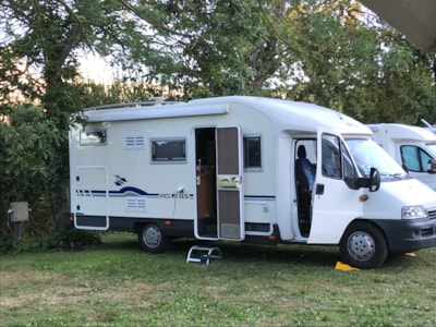 Special Pitch Van/Camping car : Electricity Water Drain — 6