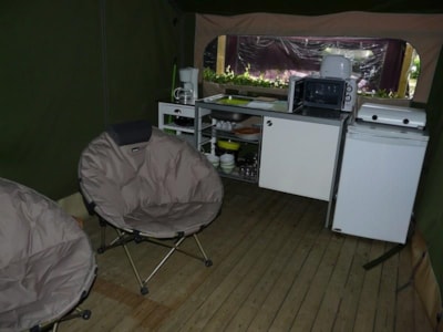 Canvas bungalow Freeflower Standard  37m²  (2 bedrooms) without toilet blocks