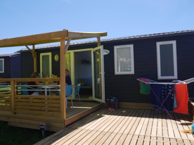Mobile-home Confort 26m² (2 bedrooms) + Clim + terrace 10m²