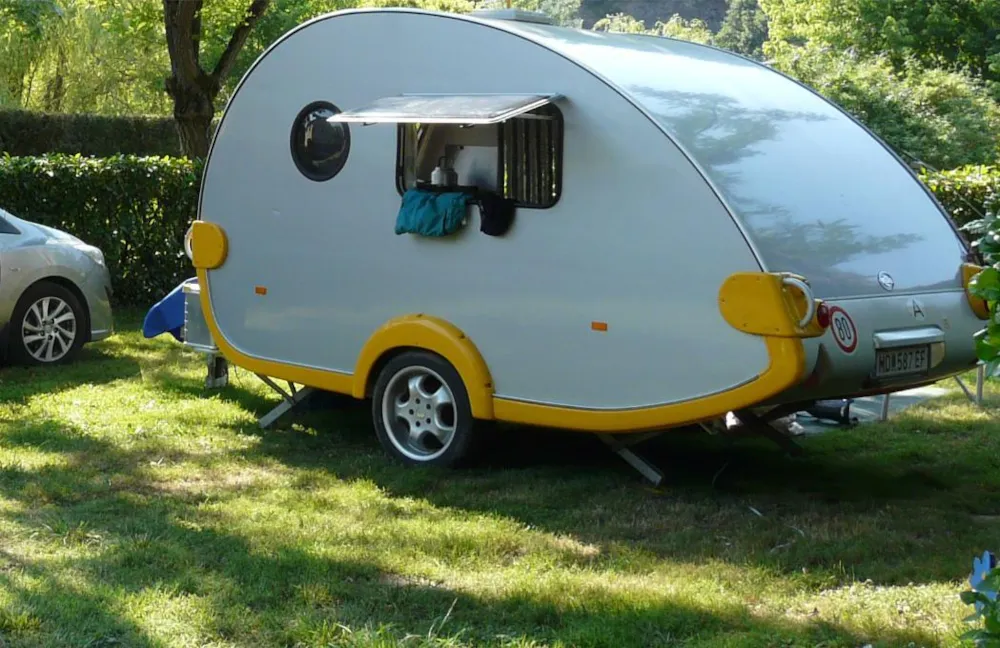 Comfort Package (1 tent, caravan or motorhome / 1 car / electricity 10A)