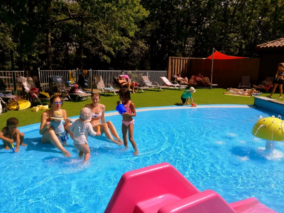 Flower Camping Le Lac aux Oiseaux