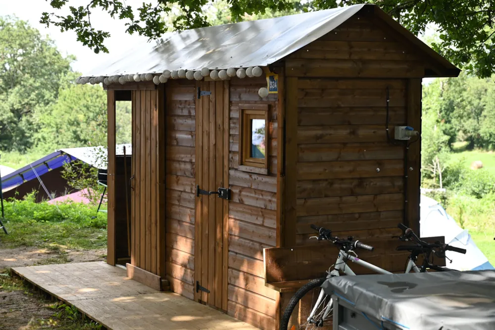 Emplacement - Forfait Premium Freecamp Originale - Flower Camping Le Lac aux Oiseaux