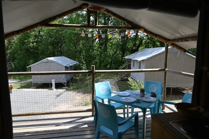 Cabanes Lodges Sur Pilotis Standard 23M² (Sans Sanitaires) (2 Ch- 4 Pers) + Terrasse Couverte