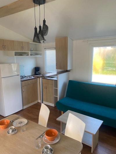 Mobile-home Confort 29 m² (2 bedrooms) + Clim + Half-covered terrace 12m²