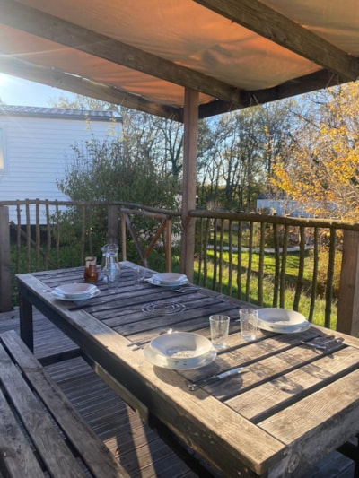 Mobile-home Confort 29 m² (2 bedrooms) + Clim + Half-covered terrace 12m²