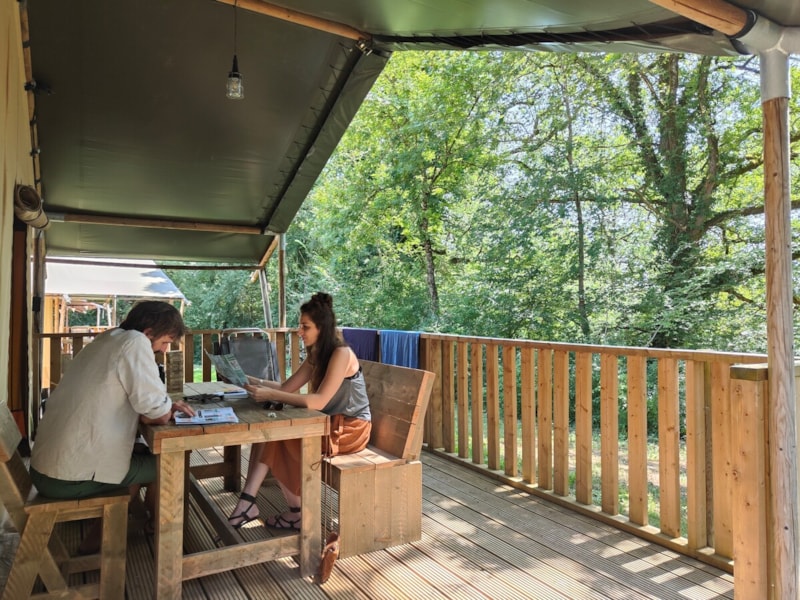 Safari's Lodge Premium Plus