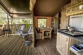 Safari's Lodge Premium Plus