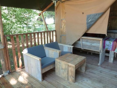 3-bedroom lodge with bathroom - Premium