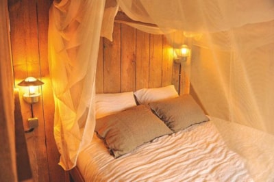 3-bedroom lodge with bathroom - Premium
