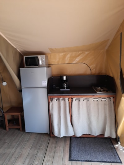 Lodges baly