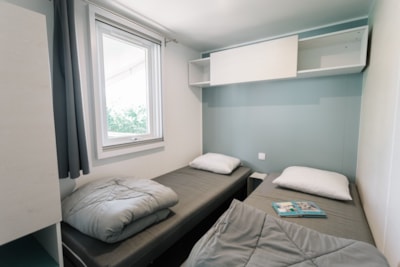 Mobile-home Confort 24m² 2 bedrooms - Half-covered terrace + TV