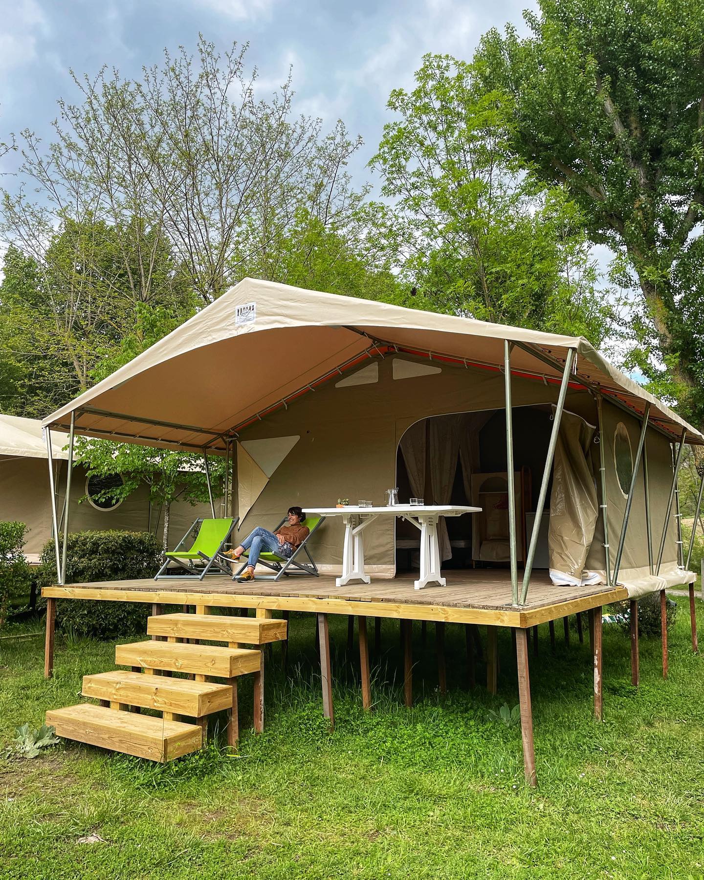 Lodge Canada Standard 20m² (sans sanitaires) 2 chambres + coin cuisine - terrasse couverte