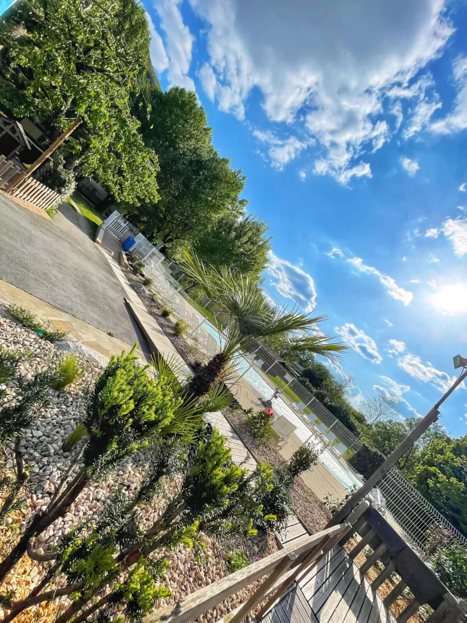 Flower Camping Saint Lambert