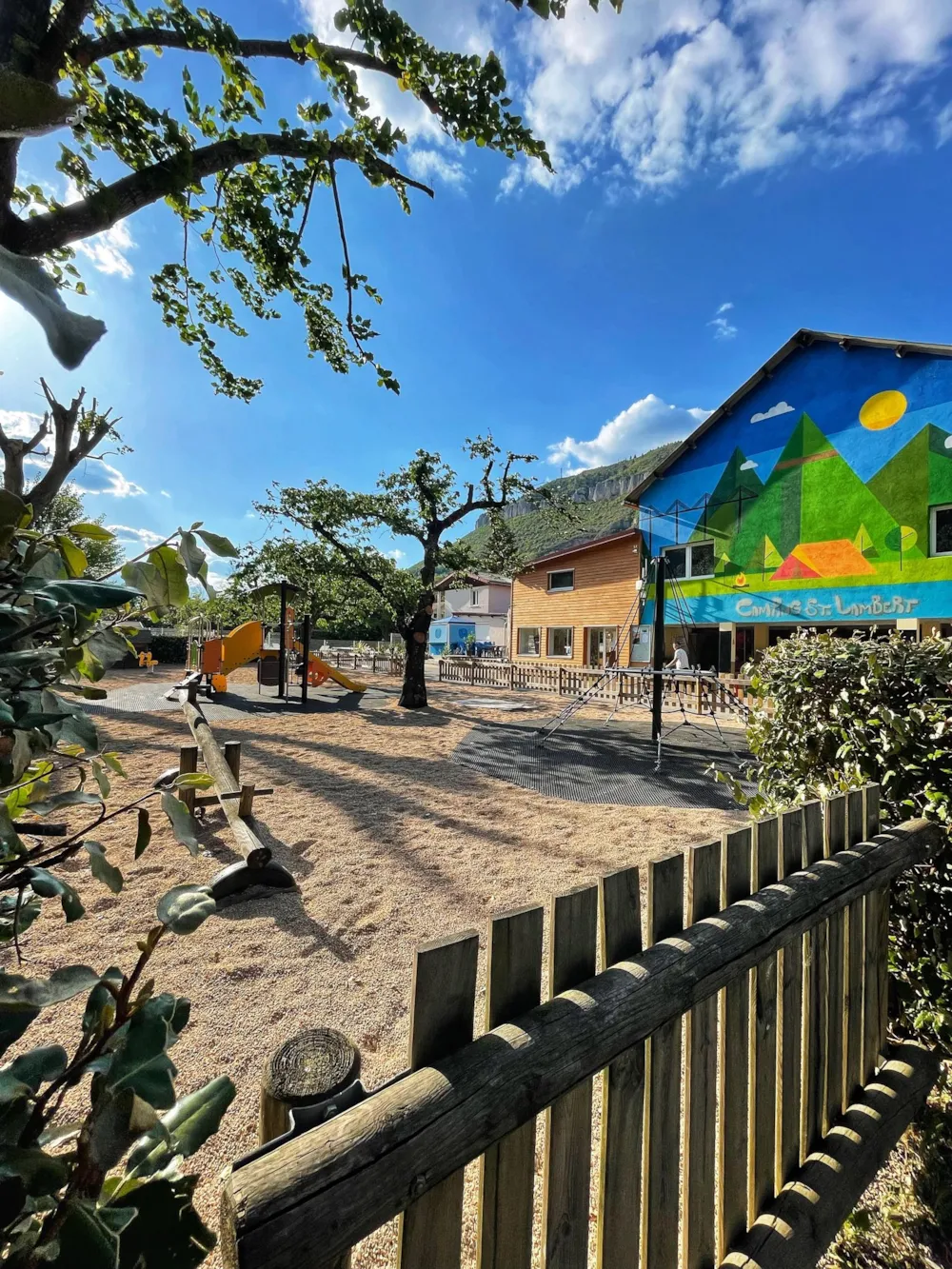 Flower Camping Saint Lambert - image n°18 - UniversalBooking