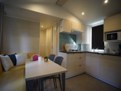 Mobile-home Confort 35m² 3 bedrooms - Integrated terrace 10m² + TV + air conditioning