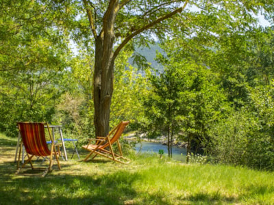 Riverfront Package (1 tent, caravan or motor home / 1 car)