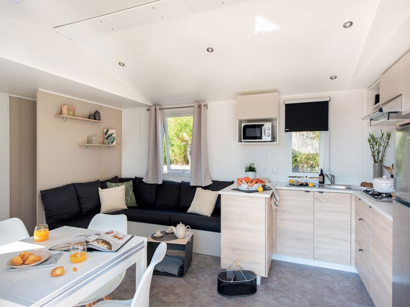 Mobil-home Premium 36m² 2 chambres - Terrasse couverte + TV + LV + Plancha