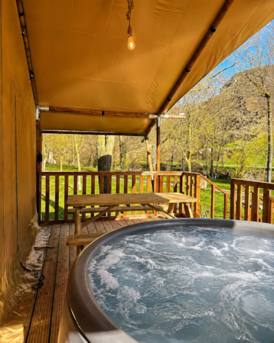 Wood Lodge Premium 27m² 2 bedrooms - with toilet block + 16m² terrace