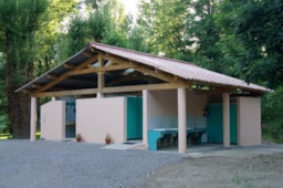 Camping Les Bords du Tarn - image n°7 - Roulottes