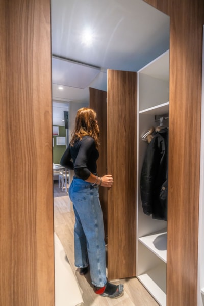 Superior Lodge with Walk-in Closet