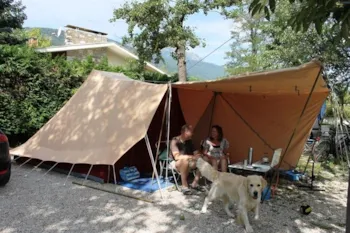 Emplacement - Emplacement Tente/Caravane Ou Camping-Car + Voiture B - Camping Penisola Verde