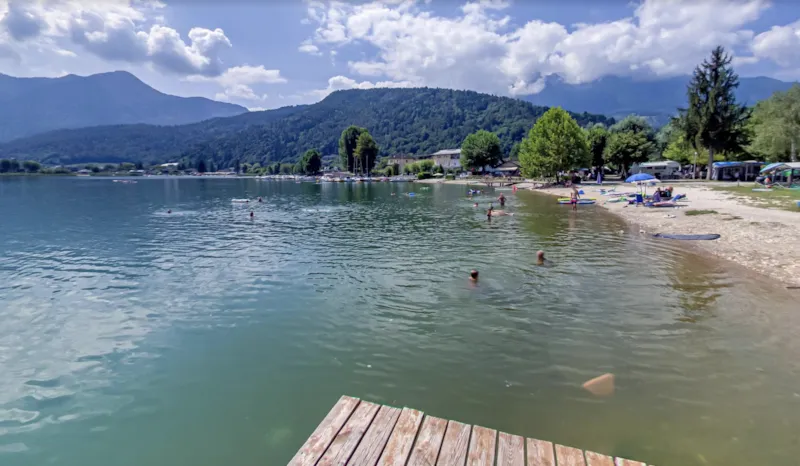 Emplacement Tente/Caravane Ou Camping-Car + Voiture A