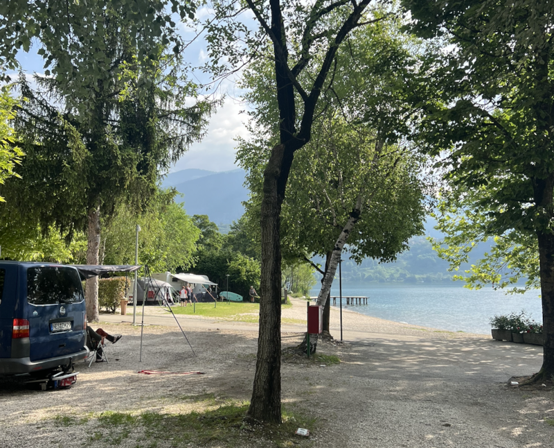 Pitch tent/caravan or camping-car + car B