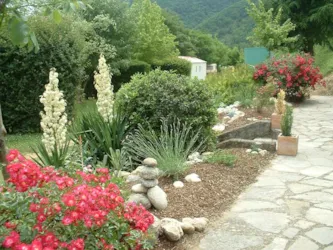 Camping LE ROC QUI PARLE - image n°2 - Camping Direct