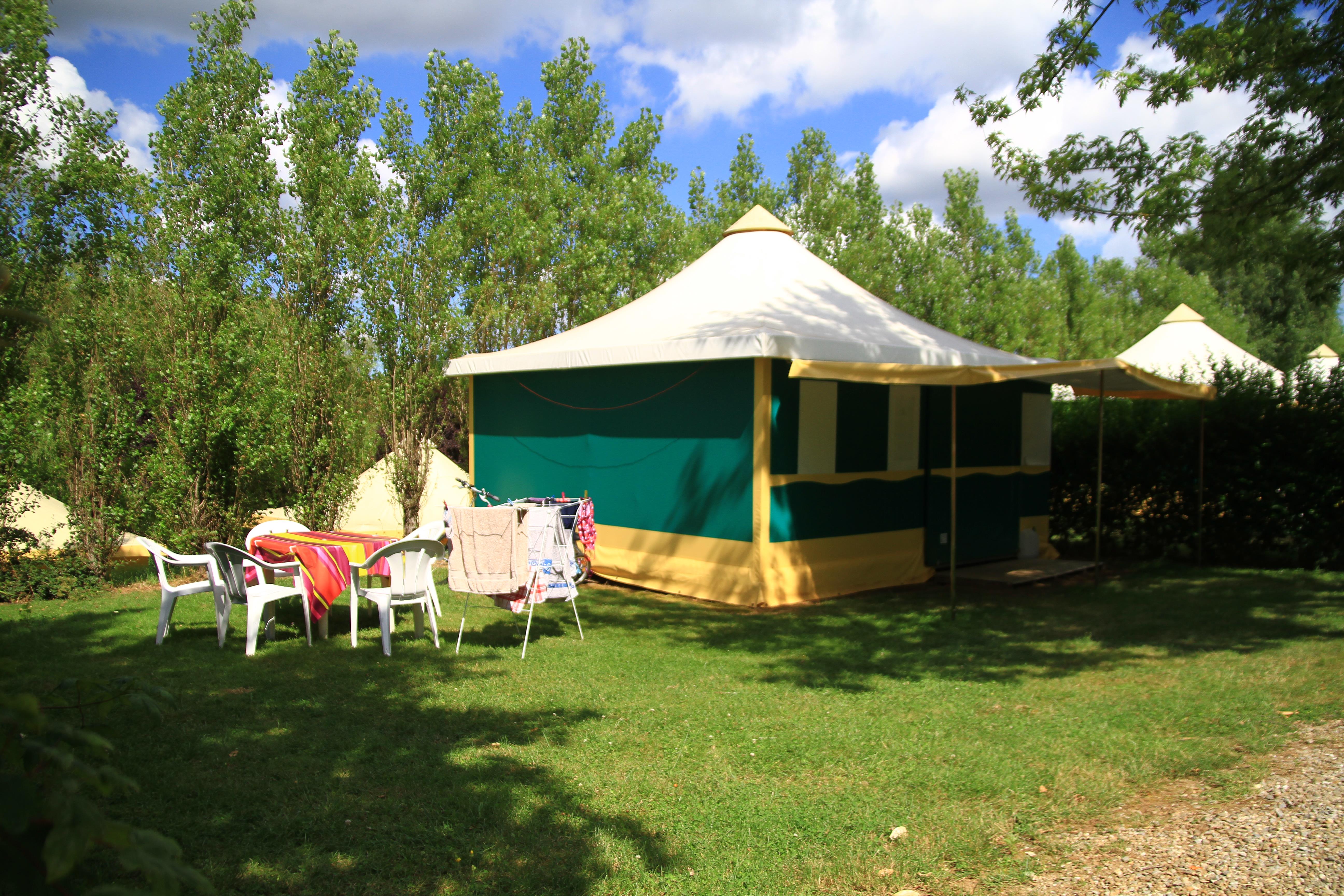 Entertainment organised Flower Camping Du Lac De Bonnefon - Naucelle