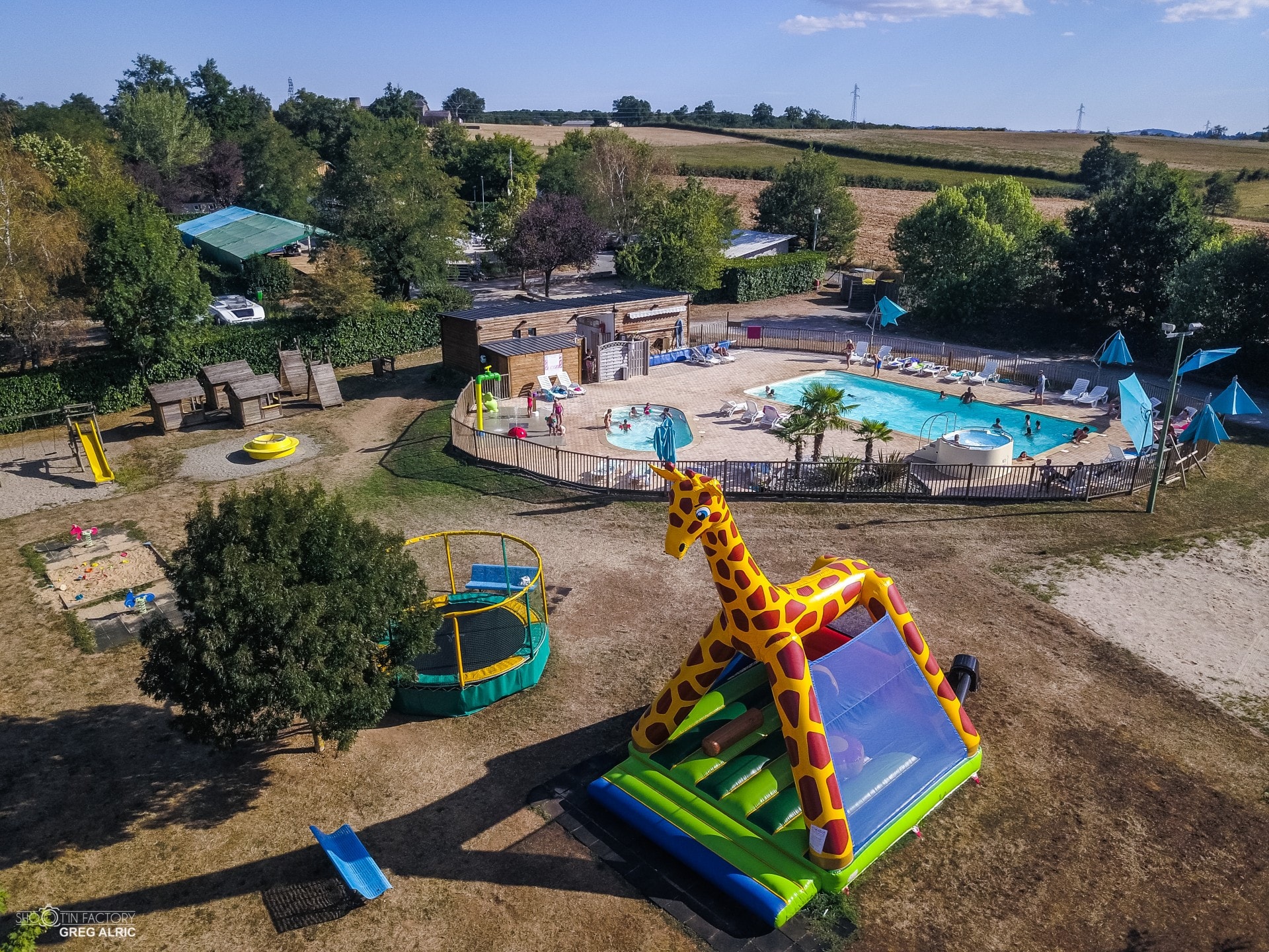 Camping du Lac de Bonnefon — Photo 1