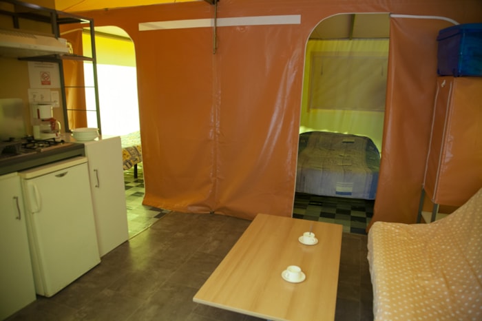 Bungalow Toilé Meublé Standard 25 M² (2 Chambres) Avec Sanitaires
