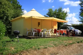 Accommodation - Canvas Bungalow Furnished Standard 25 M² (2 Bedrooms) With Toilet Block - Camping du Lac de Bonnefon