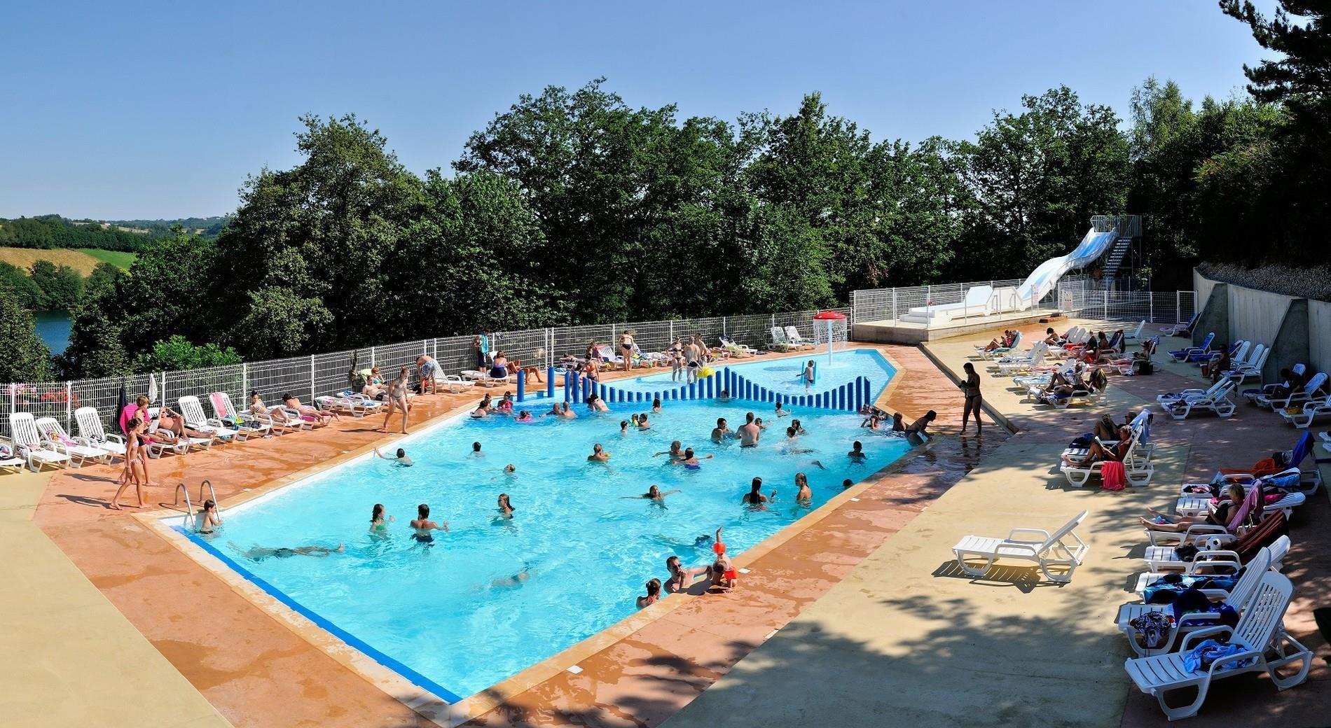 Camping Les Terrasses du Lac — Photo 1