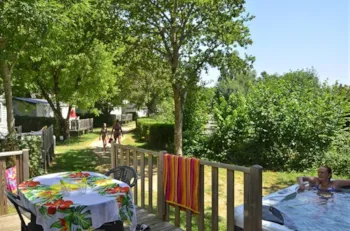 Huuraccommodatie(s) - Casa Vip  3 Slaapkamers Airconditioning 31M² - Spa Privatif - Camping Les Terrasses du Lac
