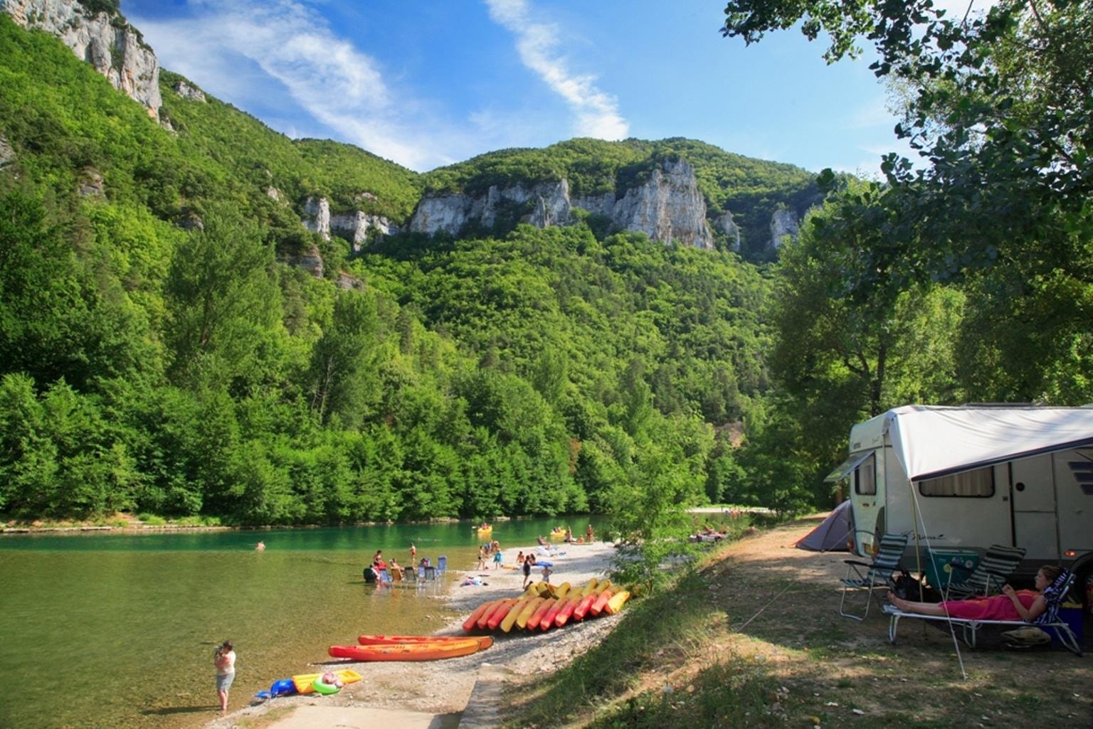 Flower Camping PEYRELADE — Photo 3