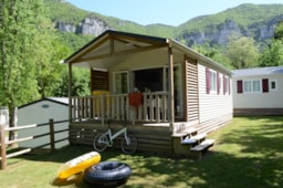 Location - Mobilhome Peyrelade Confort 36M² 2 Chambres Avec Terrasse Couverte - Flower Camping PEYRELADE