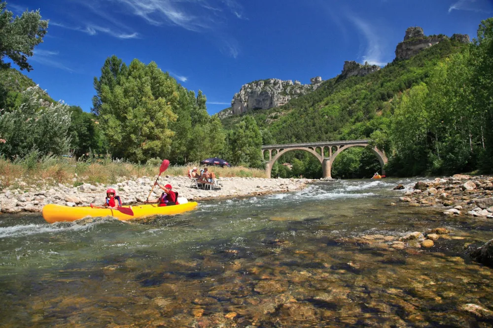 Flower Camping PEYRELADE