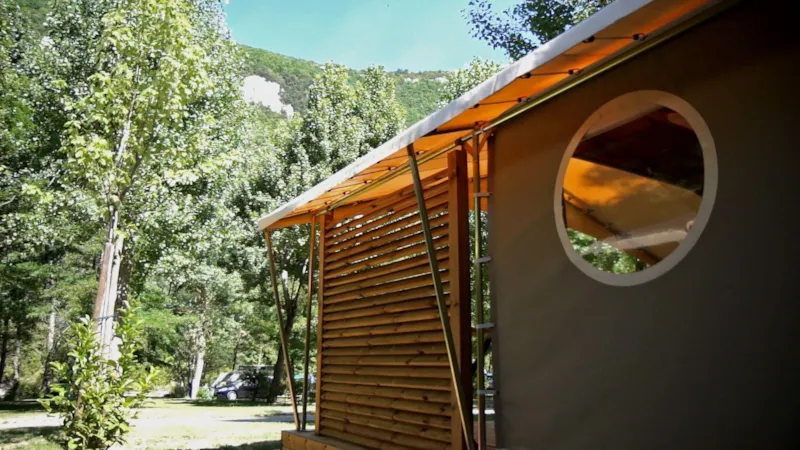 Bungalow Toilé Canada 2 Chambres + Terrasse Couverte