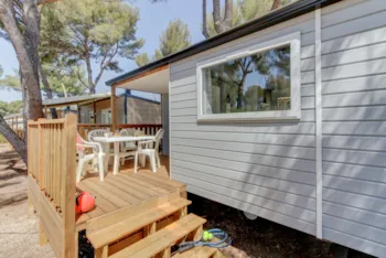 Mietunterkunft - Comfort Xl | 28M² | A/C + Tv| 2 Bedrooms | Built-In Terrace - - Camping Marvilla Parks - La Marina de Canet