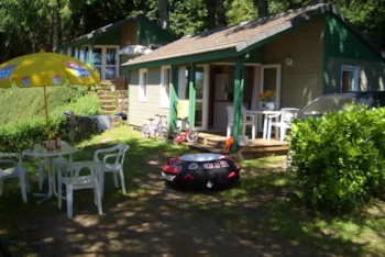 Mietunterkunft - Chalet Bastidon (Überdachte Terrasse + Option Klima Tvn Fernsehen) - Camping Beau-Rivage