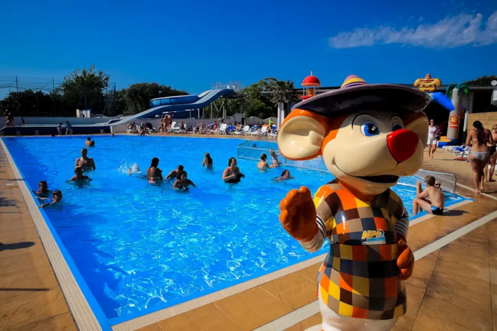 Camping APV L'Anse des Pins - image n°1 - Camping Direct