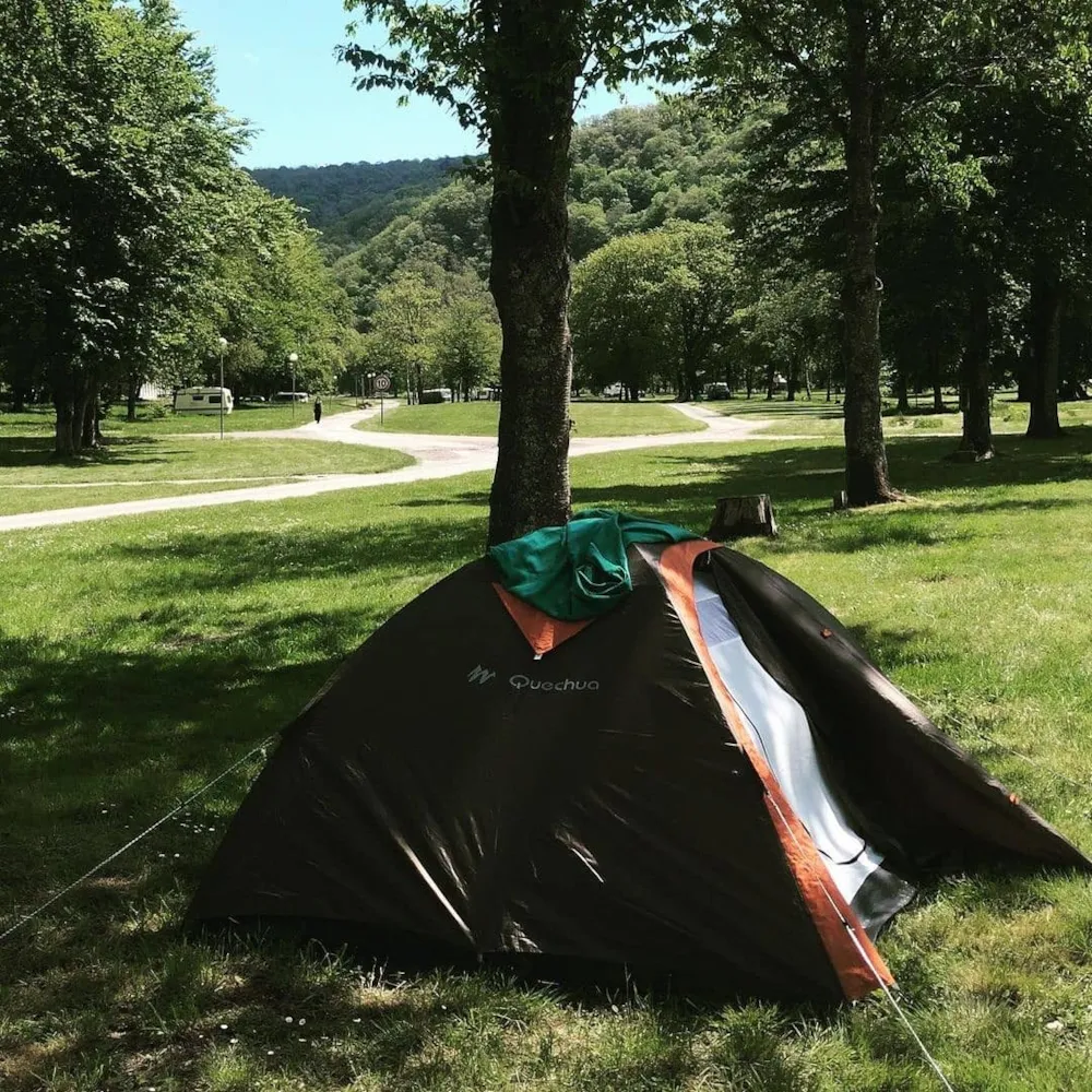 Emplacement - Emplacement Tente De 200M² En Pleine Nature - Domaine d'Haulmé