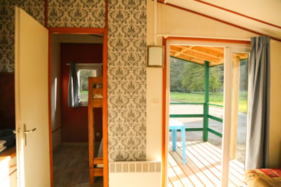 2 bedroom chalet with kitchen and separate WC — 4