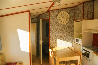 2 bedroom chalet with kitchen and separate WC — 3